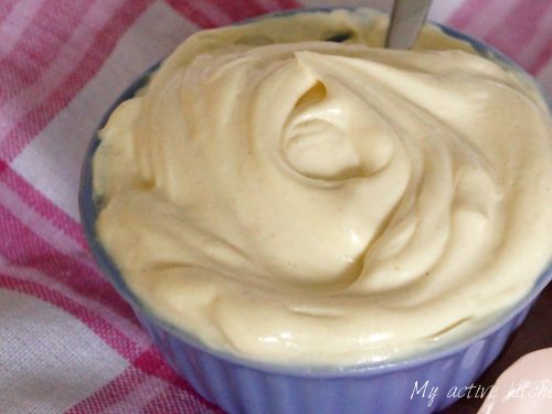 easy homemade mayonnaise.