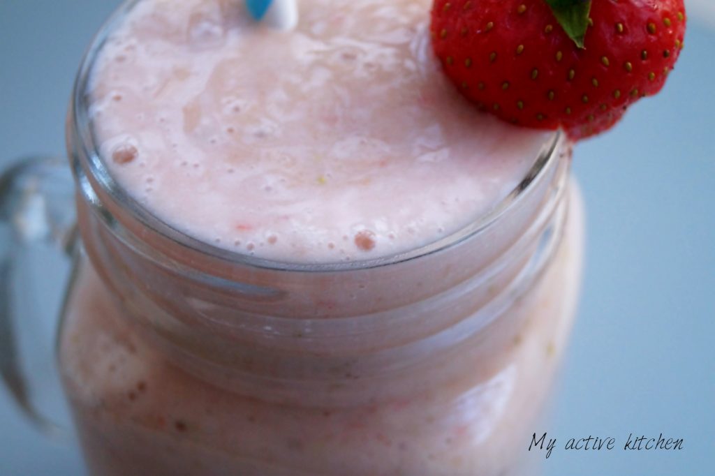 Banana and strawberry smoothie.