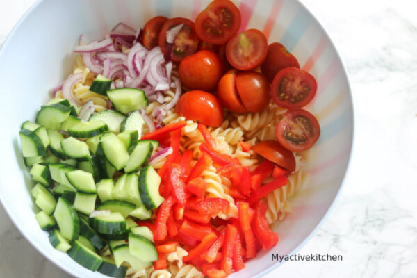 pasta vegetables and dressing