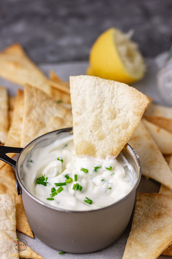 Sour Cream and Chive Dip - Vanilla Bean Cuisine